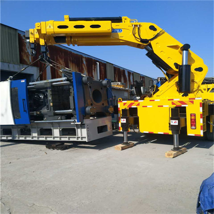 慈溪 大吨位折臂吊出租费用解析：一小时租赁多少钱