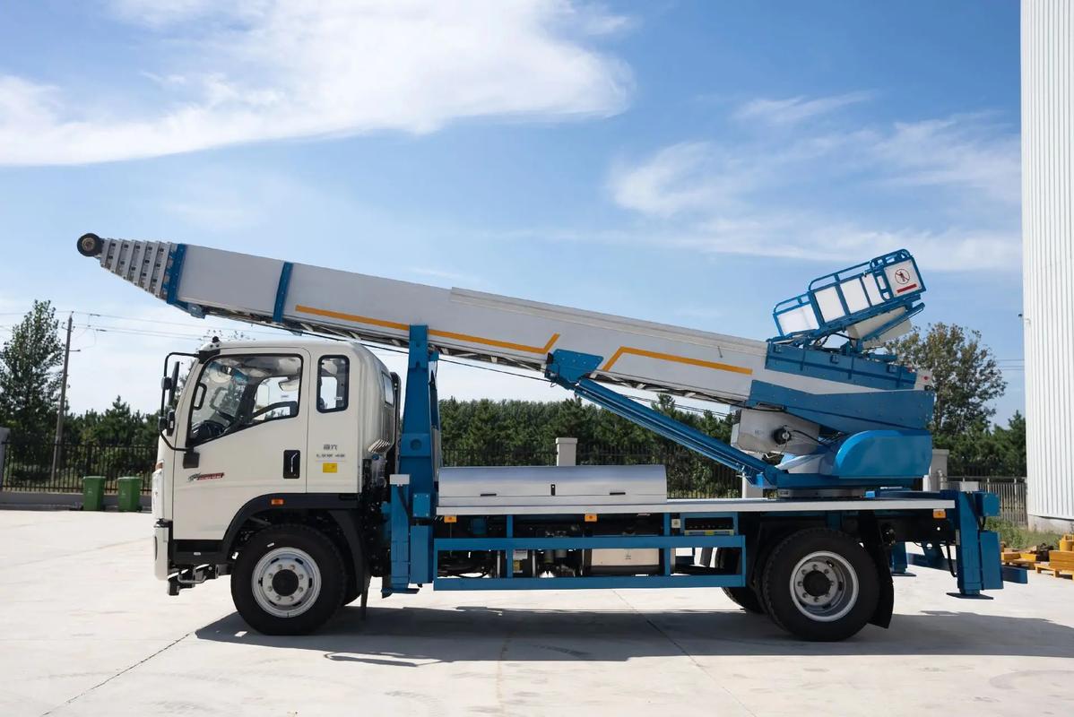 慈溪云梯上料车租赁费用